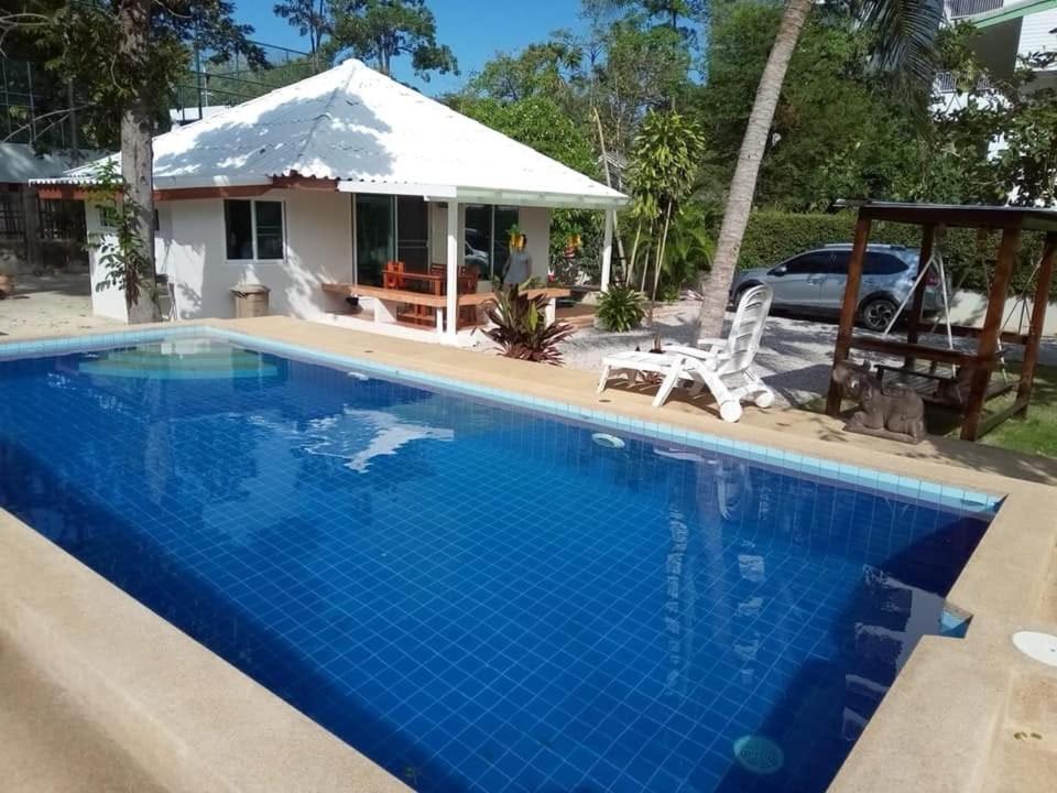 Nicha Pool Pousada